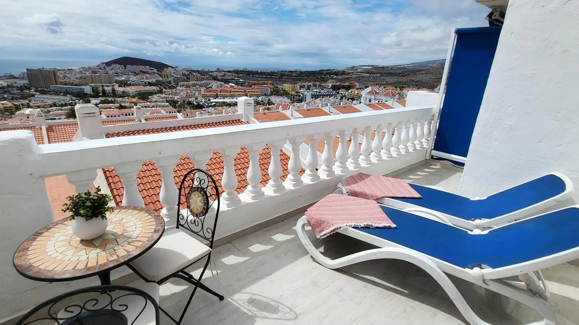Sunset View, Los Cristianos - Port Royale 0*, Los Cristianos (Tenerife)