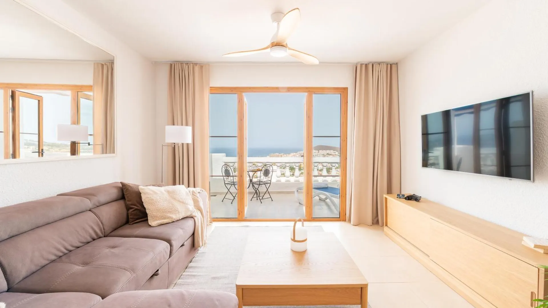 Sunset View, Los Cristianos - Port Royale Spanien